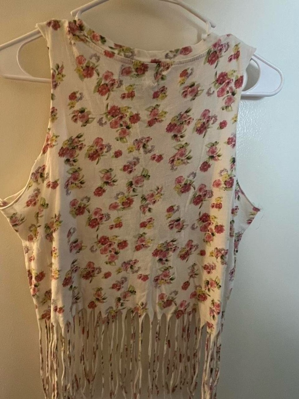 Floral Fringe Tank Top - Pink Floral - Picture 3 of 4